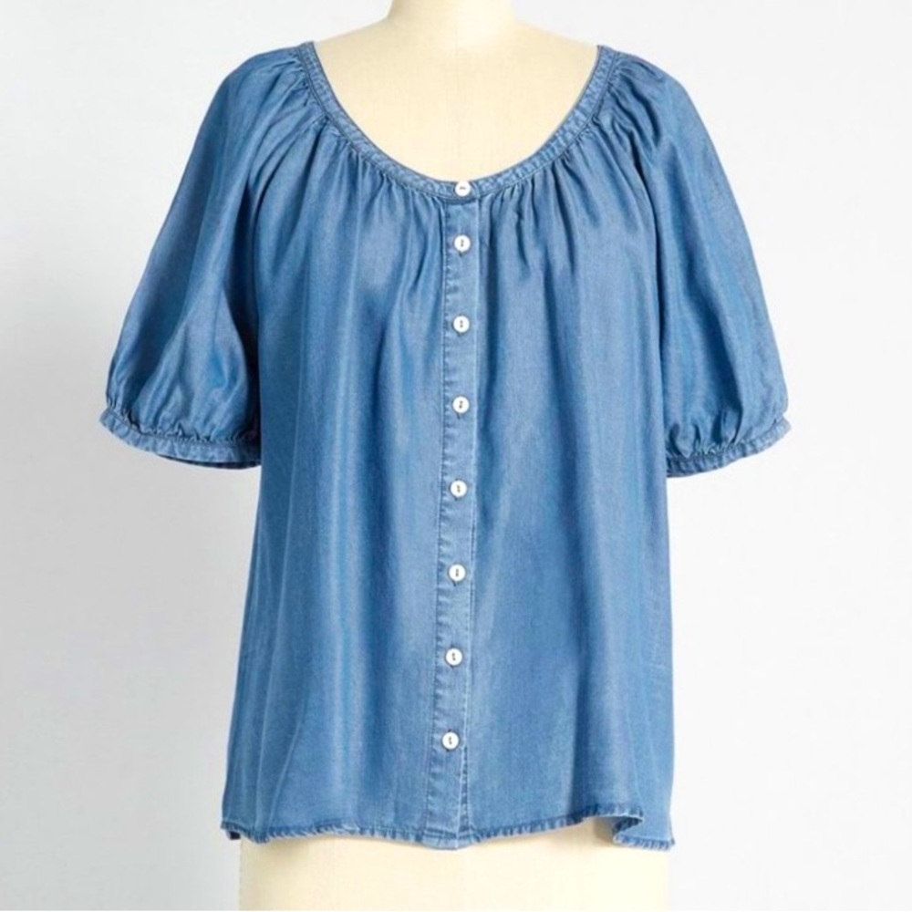 ModCloth Balloon Sleeve Top